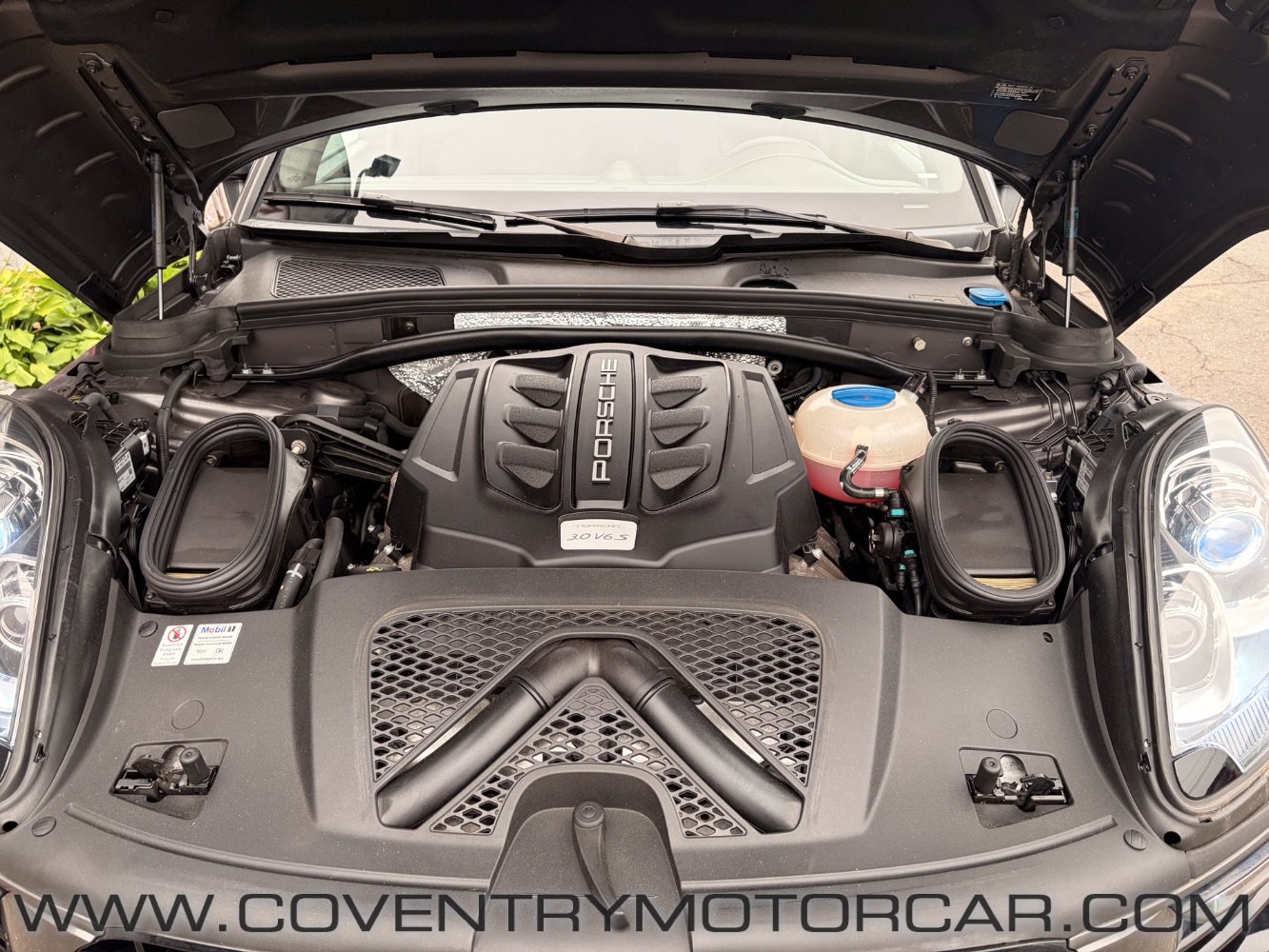 Used 2018 Porsche Macan S AWD/4WD image 13