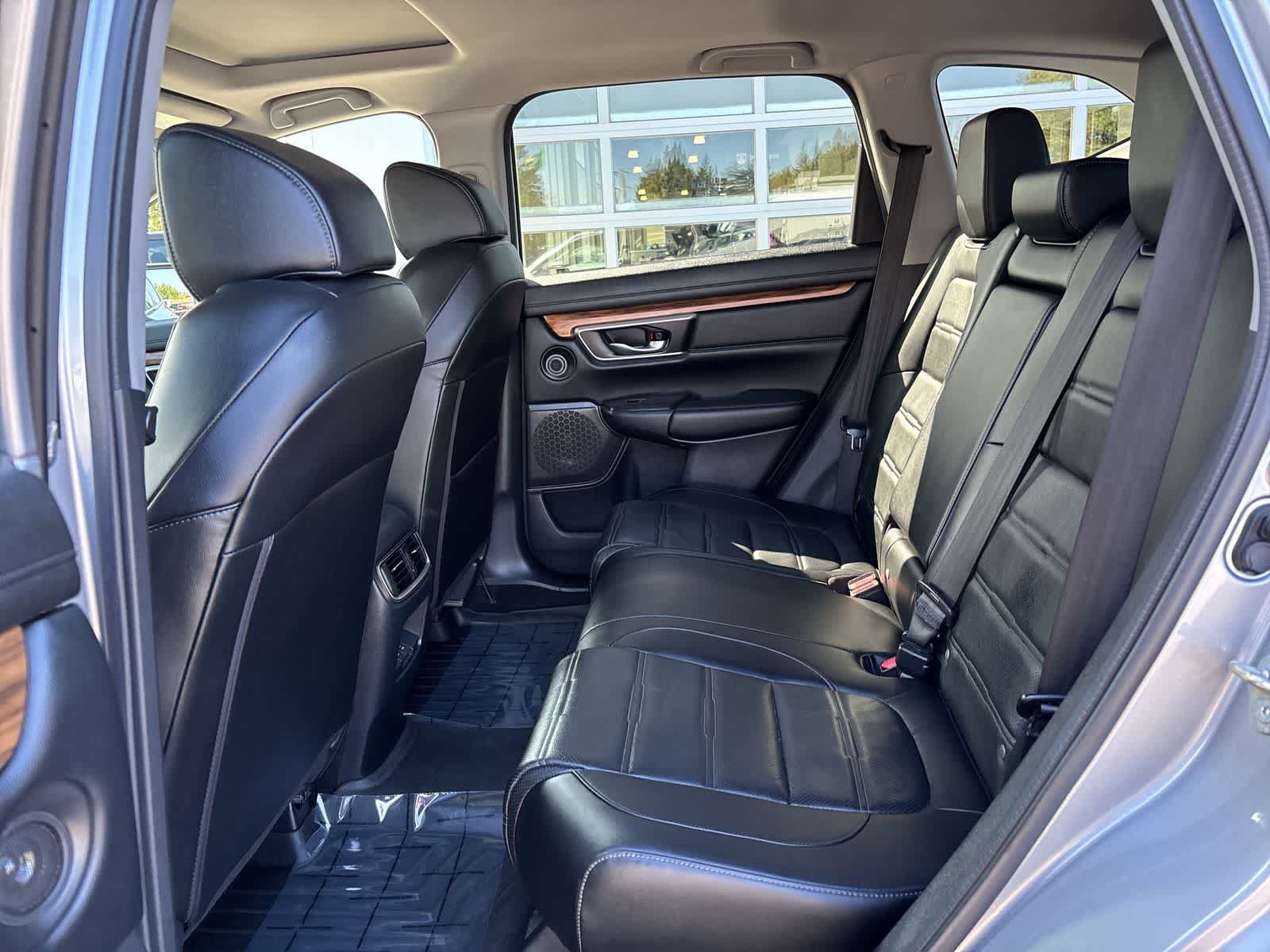 Used 2020 Honda CR-V Touring image 7