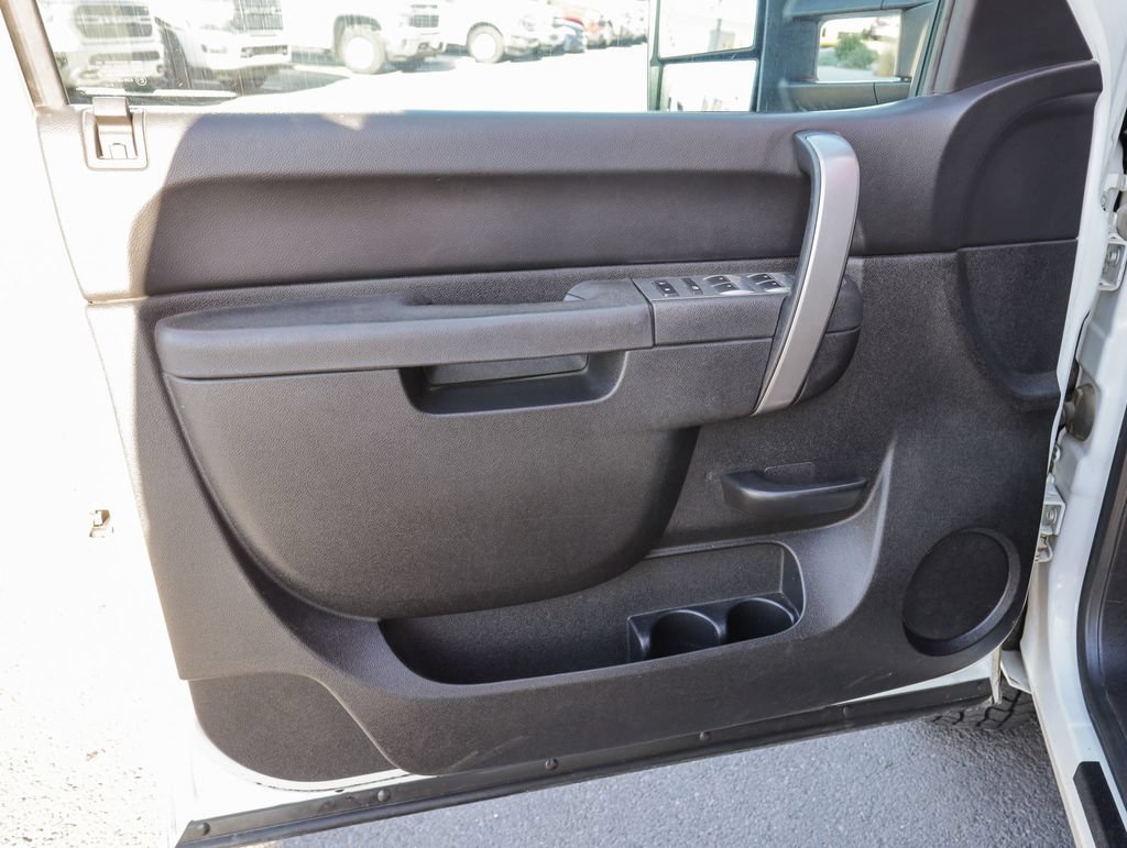 Used 2014 Chevrolet Silverado 2500 LT AWD/4WD image 15