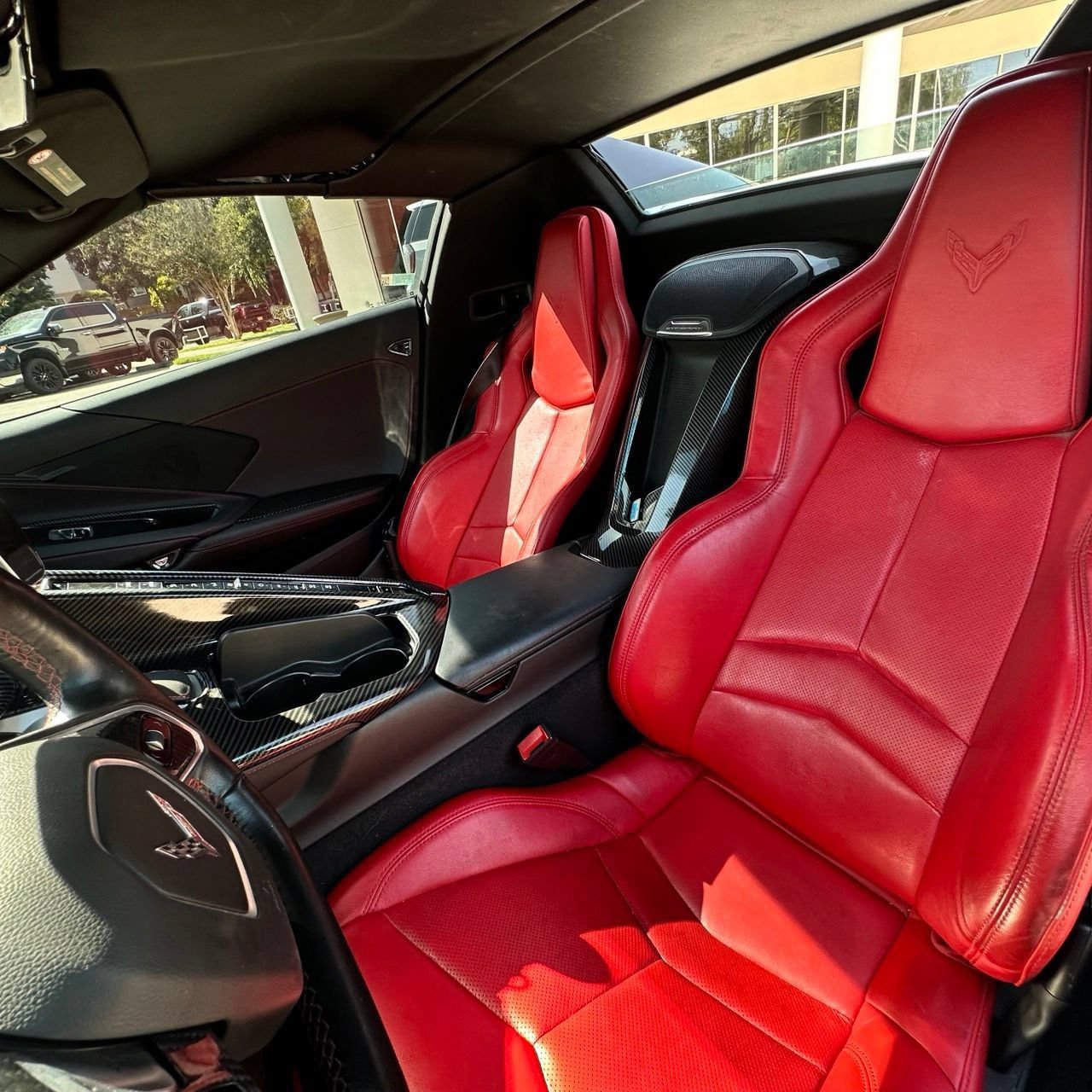 Used 2021 Chevrolet Corvette Stingray Convertible w/ Z51 Performance Package RWD image 24