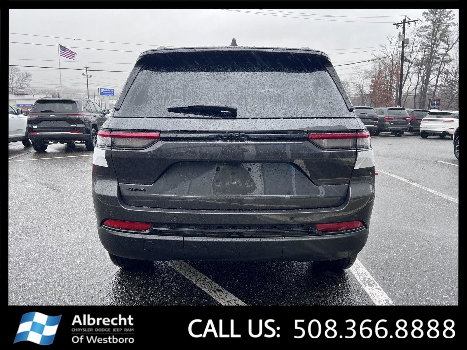 New 2025 Jeep Grand Cherokee Limited w/ Trailer Tow Package image 4