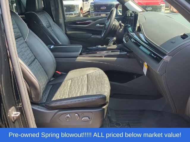 Used 2024 Cadillac Escalade V w/ Heavy-Duty Trailer Package AWD/4WD image 53
