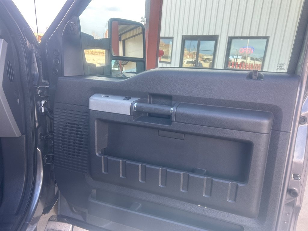 Used 2014 Ford F350 Lariat w/ Lariat Ultimate Package AWD/4WD image 22