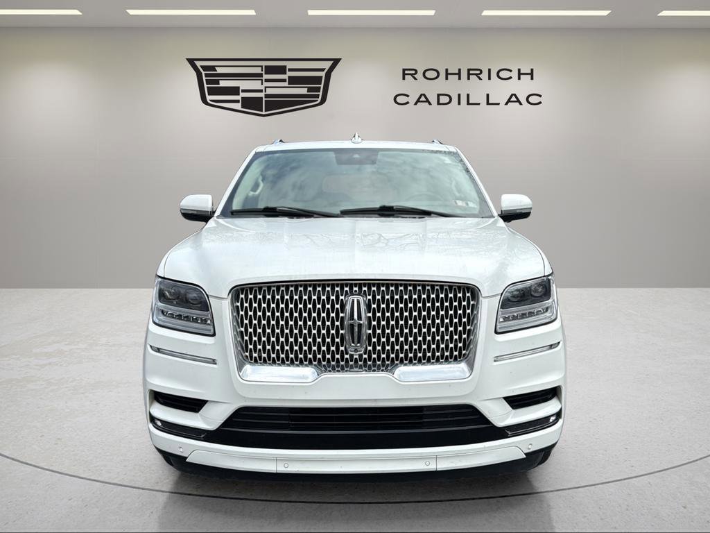 Used 2021 Lincoln Navigator Reserve AWD/4WD image 2