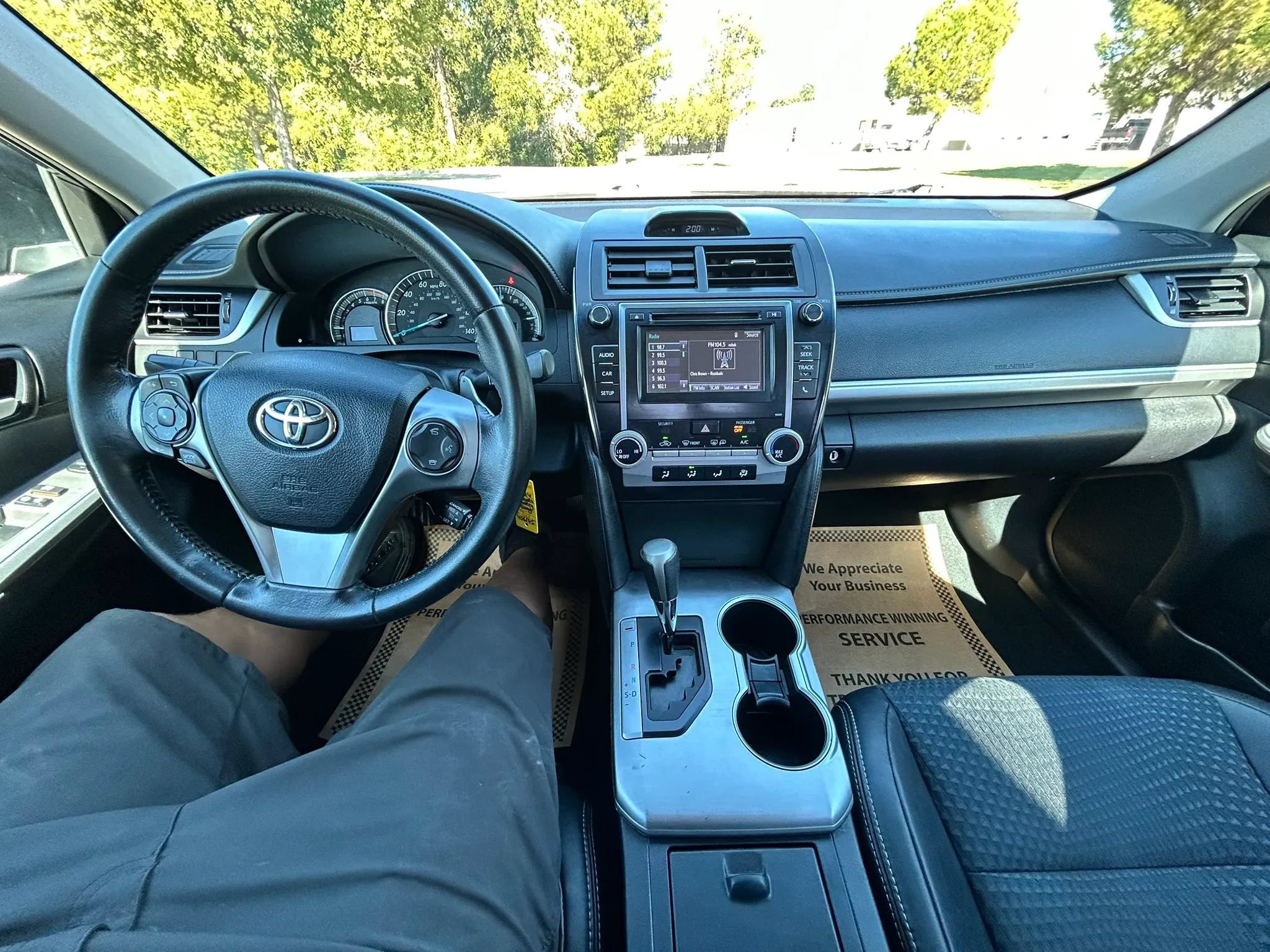 Used 2014 Toyota Camry SE FWD image 16