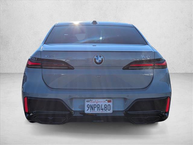 Certified 2024 BMW 760i xDrive w/ Premium Package 2 image 7