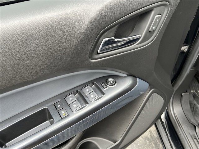 Certified 2021 Chevrolet Colorado Z71 w/ Z71 Midnight Edition image 15