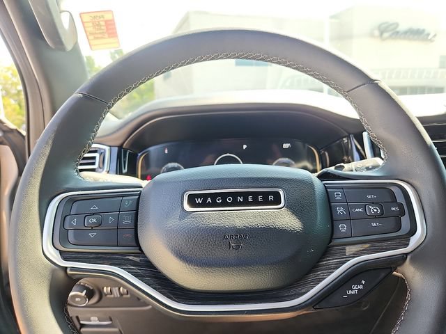 Used 2022 Jeep Wagoneer Series III AWD/4WD image 19