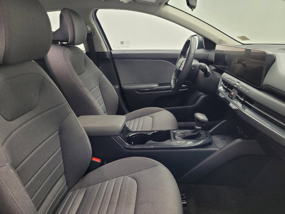 Used 2025 Kia K4 EX FWD image 21