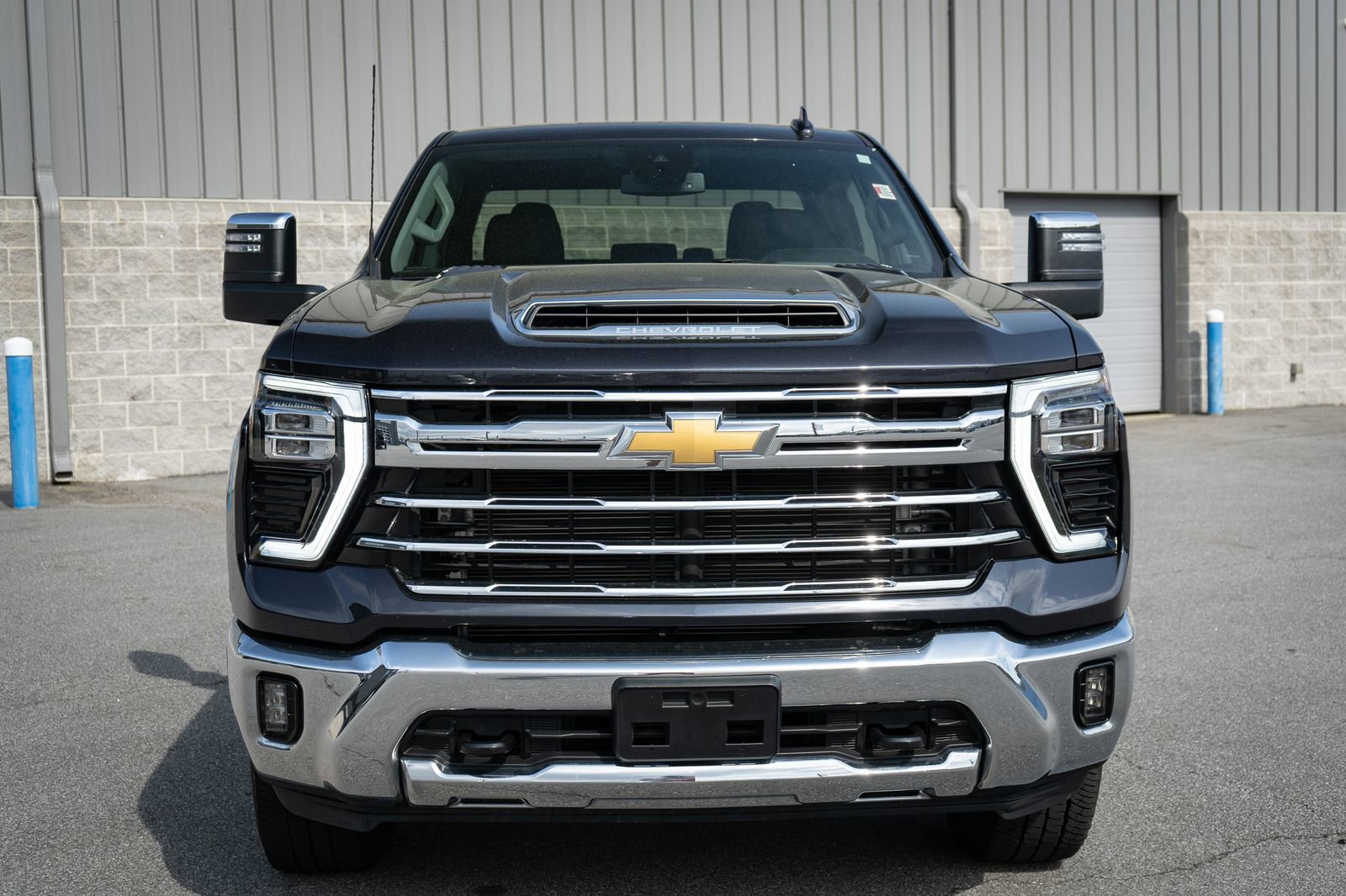 Used 2024 Chevrolet Silverado 2500 LTZ AWD/4WD video 2