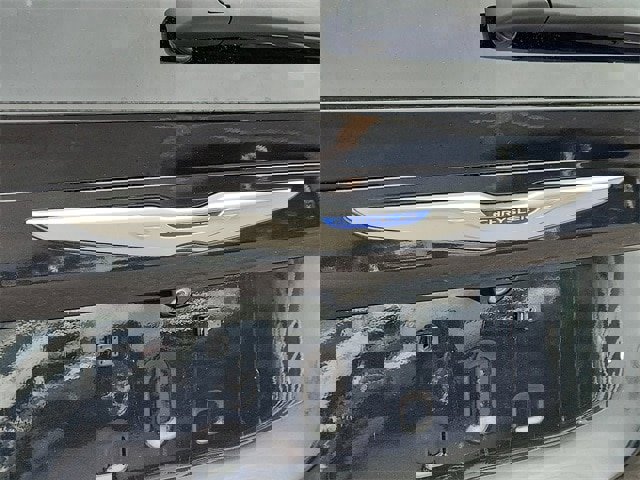 Used 2019 Chrysler Pacifica Touring-L w/ Advanced Safetytec Group image 13