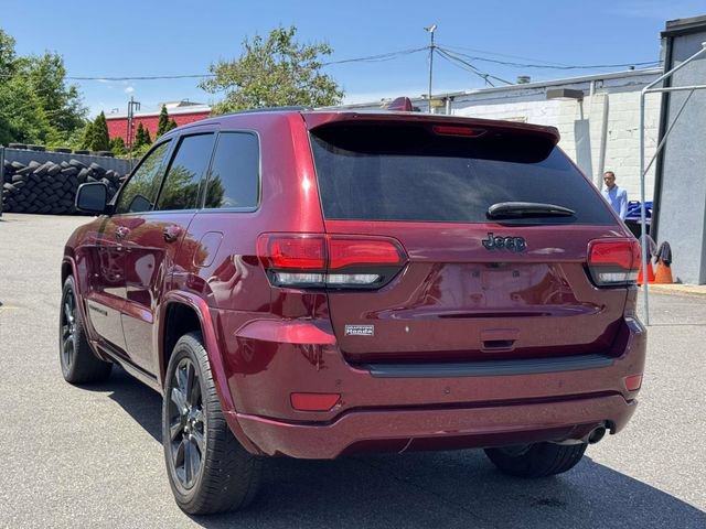 Used 2021 Jeep Grand Cherokee Laredo X RWD image 11