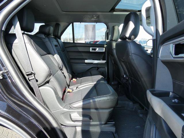 Certified 2021 Ford Explorer Limited w/ Hybrid Equipment Group 310A image 15