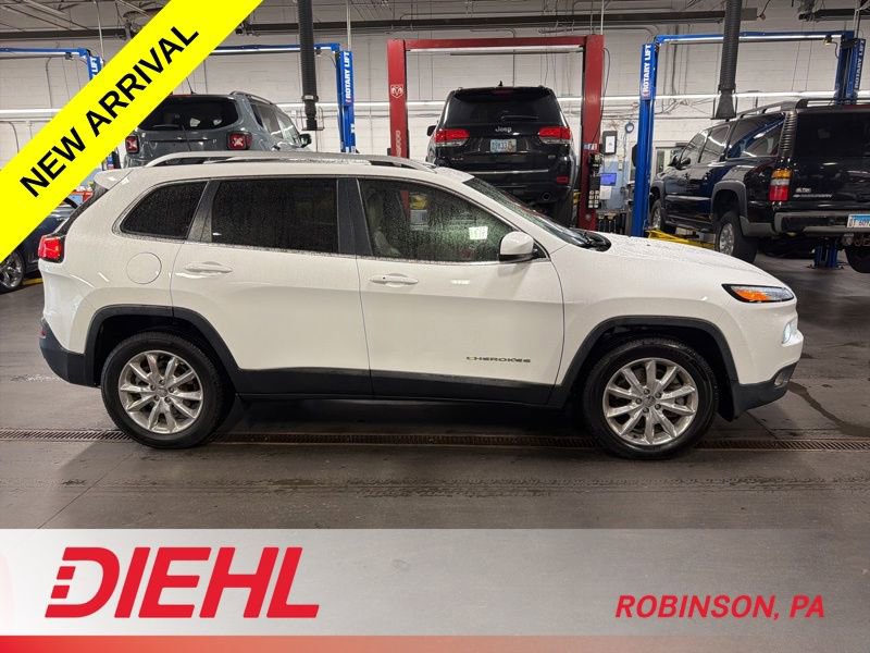 Used 2017 Jeep Cherokee Limited AWD/4WD image 6