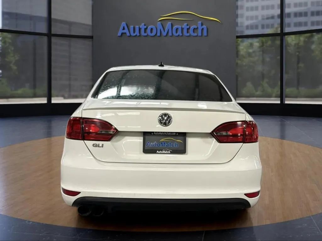 Used 2012 Volkswagen Jetta GLI Autobahn image 8