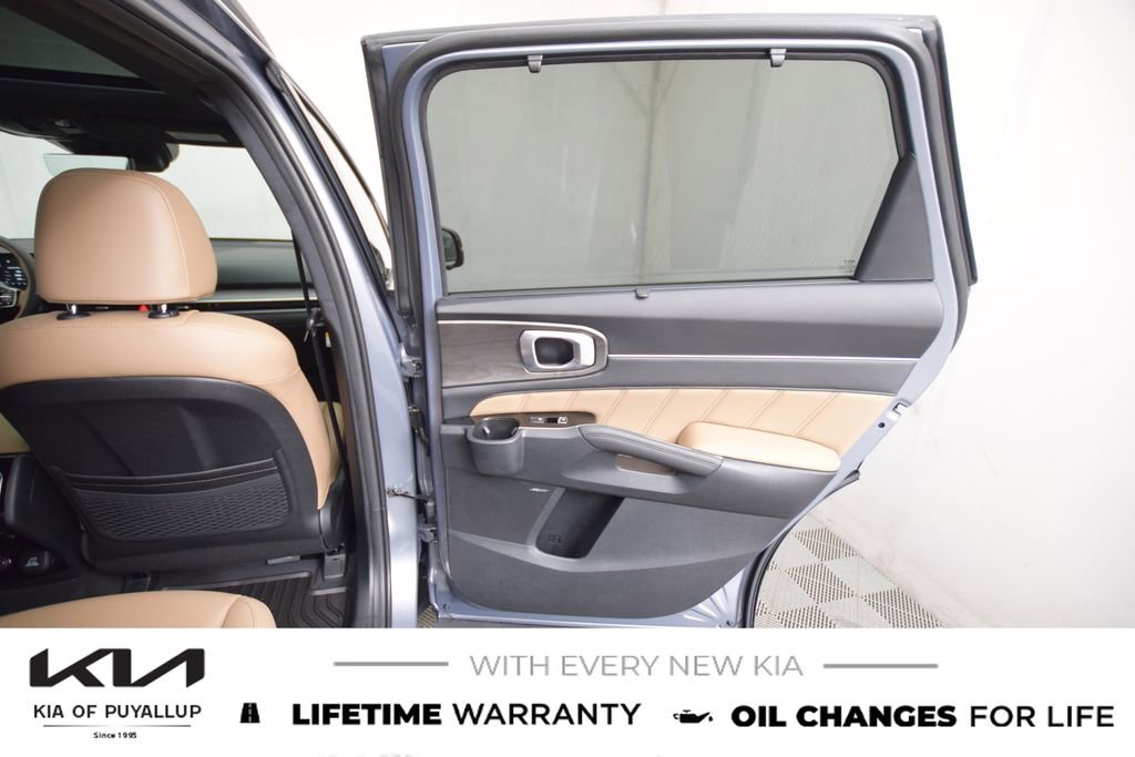 New 2025 Kia Sorento SX Prestige w/ Olive Brown Leather Package image 13