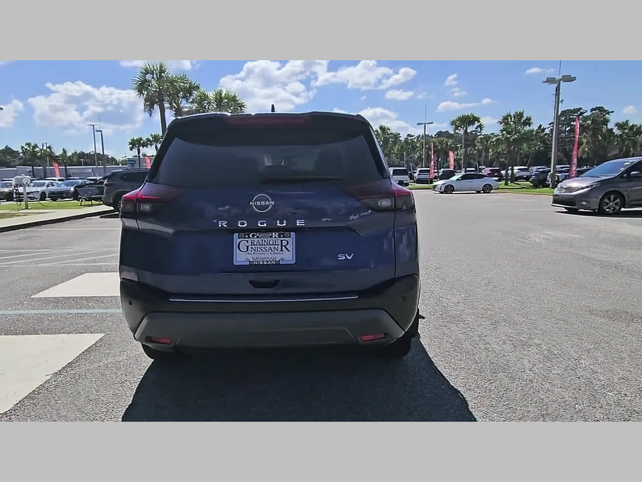 Used 2022 Nissan Rogue SV FWD image 33