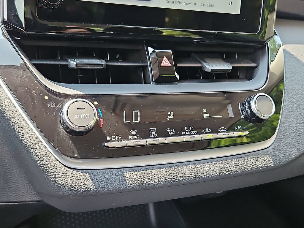 Used 2023 Toyota Corolla LE w/ Carpet Mat Package (TMS) FWD image 16