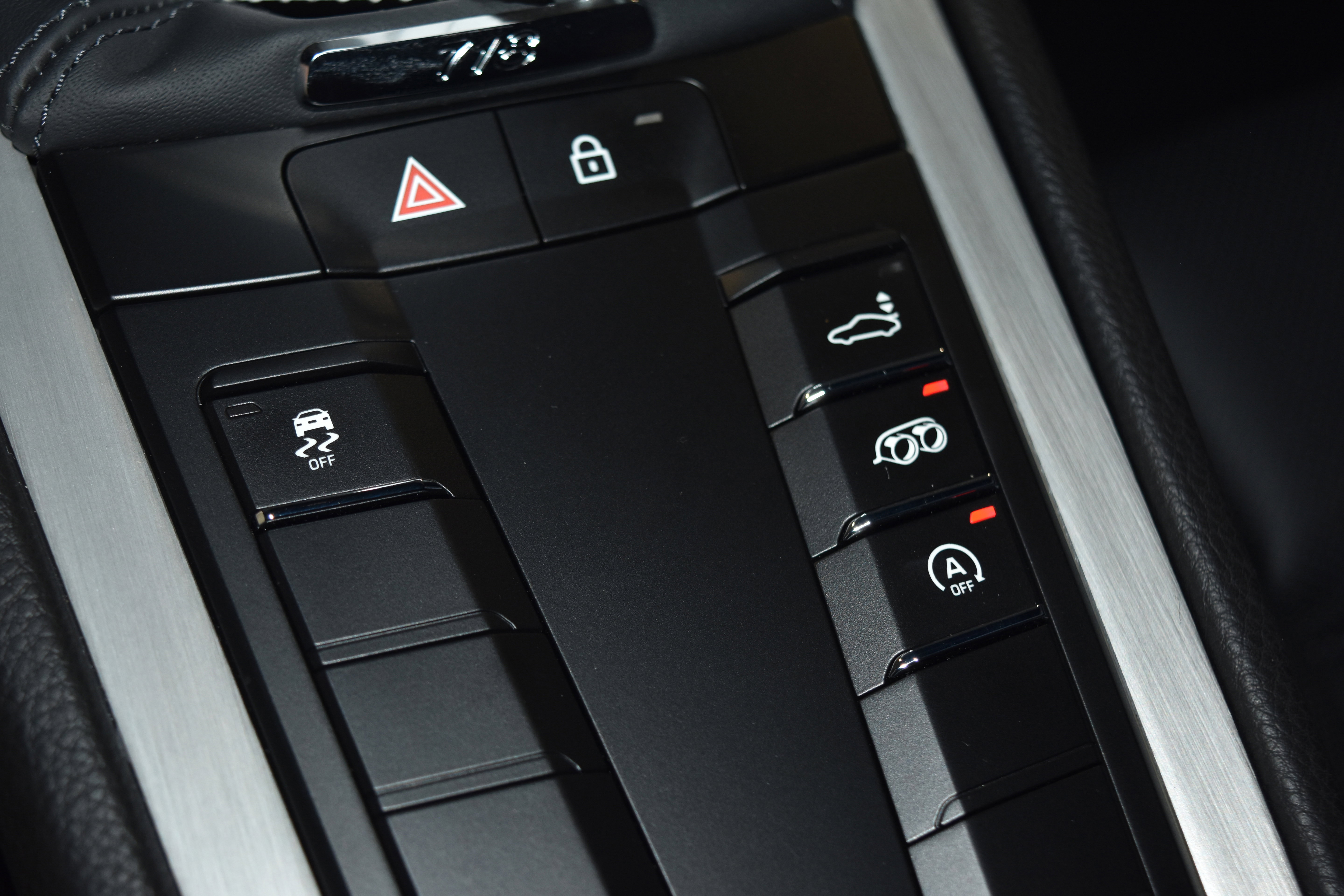 New 2025 Porsche 718 Cayman image 16