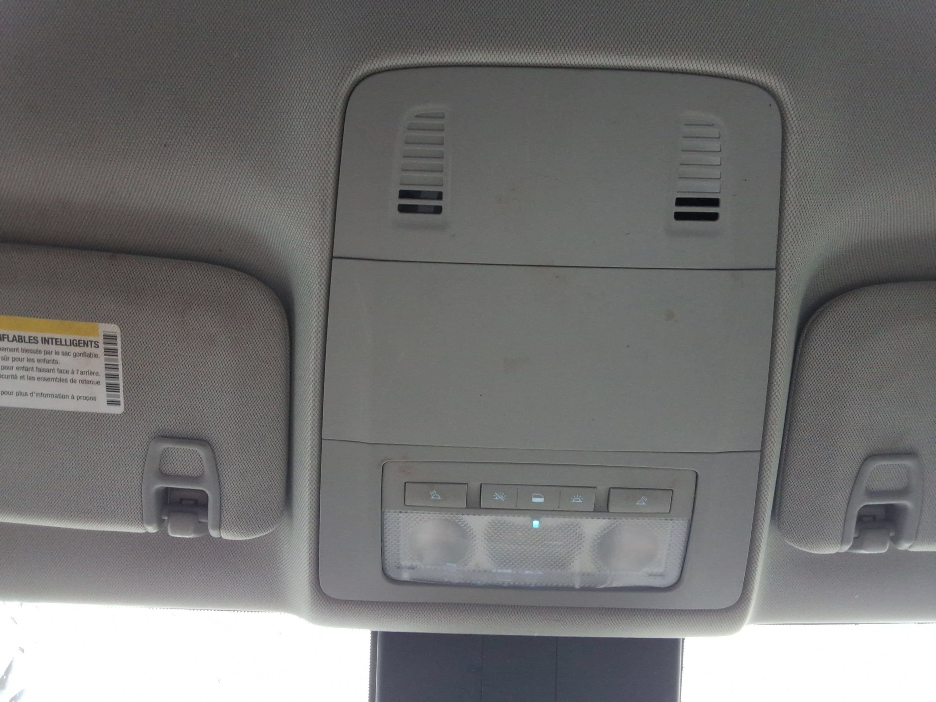 Used 2015 Buick Verano FWD image 19
