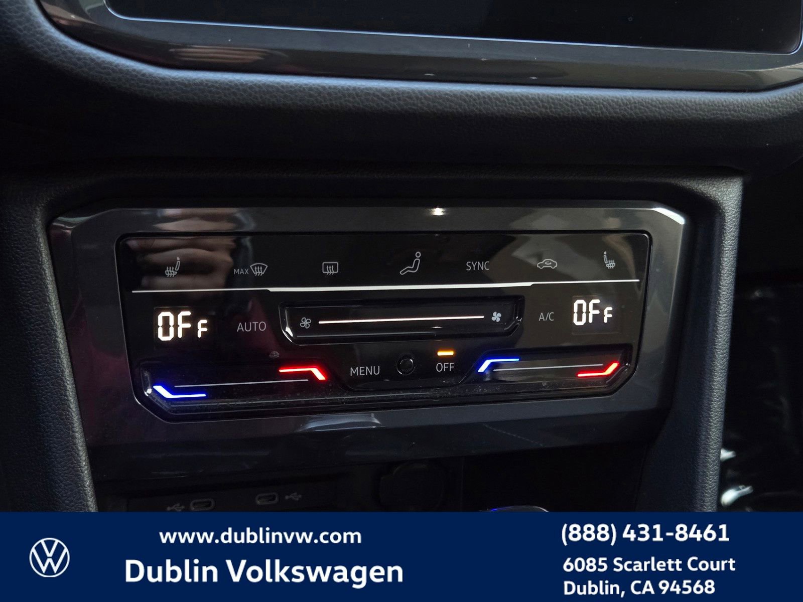 Certified 2022 Volkswagen Tiguan SE w/ Panoramic Sunroof Package image 22