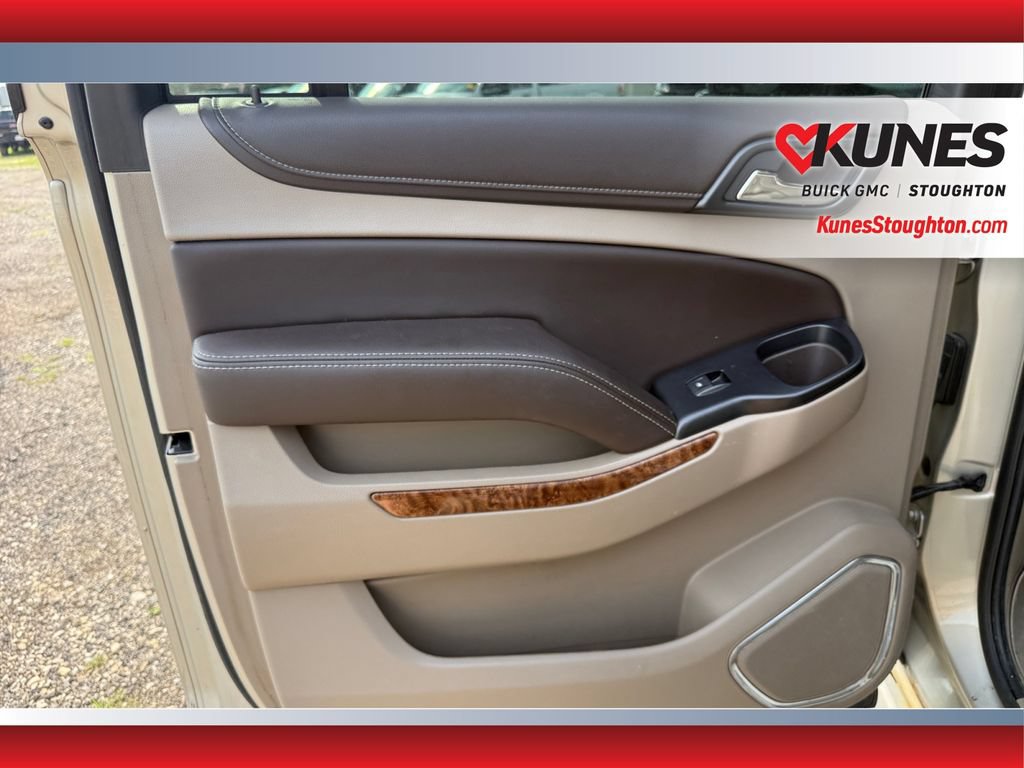 Used 2015 Chevrolet Suburban LTZ AWD/4WD image 34
