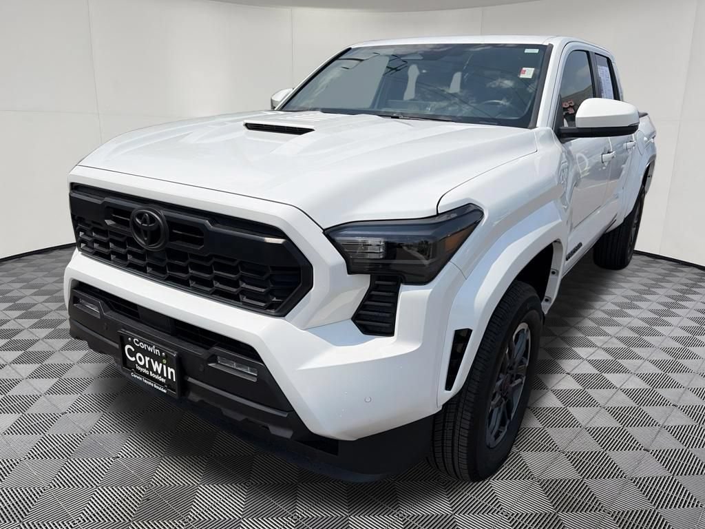 Used 2024 Toyota Tacoma TRD Sport w/ TRD Sport Upgrade Package AWD/4WD image 3