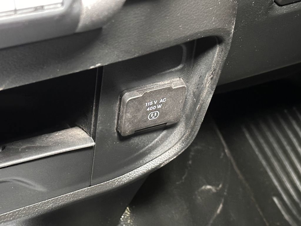 Used 2024 RAM 5500 Tradesman w/ Chrome Appearance Group image 37