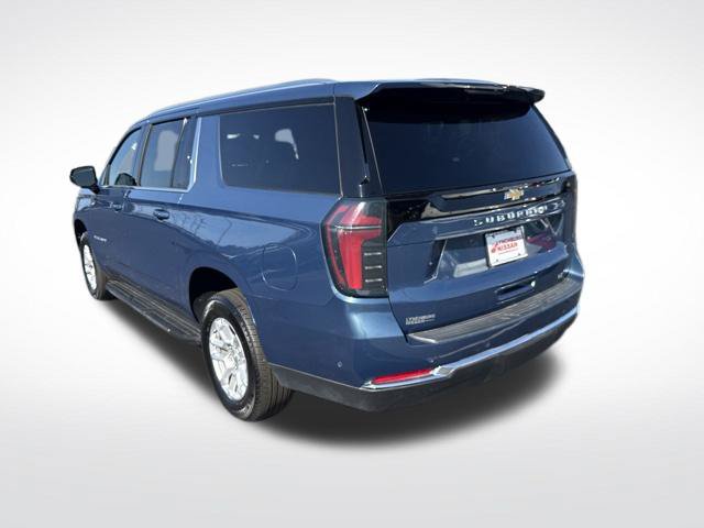 Used 2025 Chevrolet Suburban LT AWD/4WD image 6