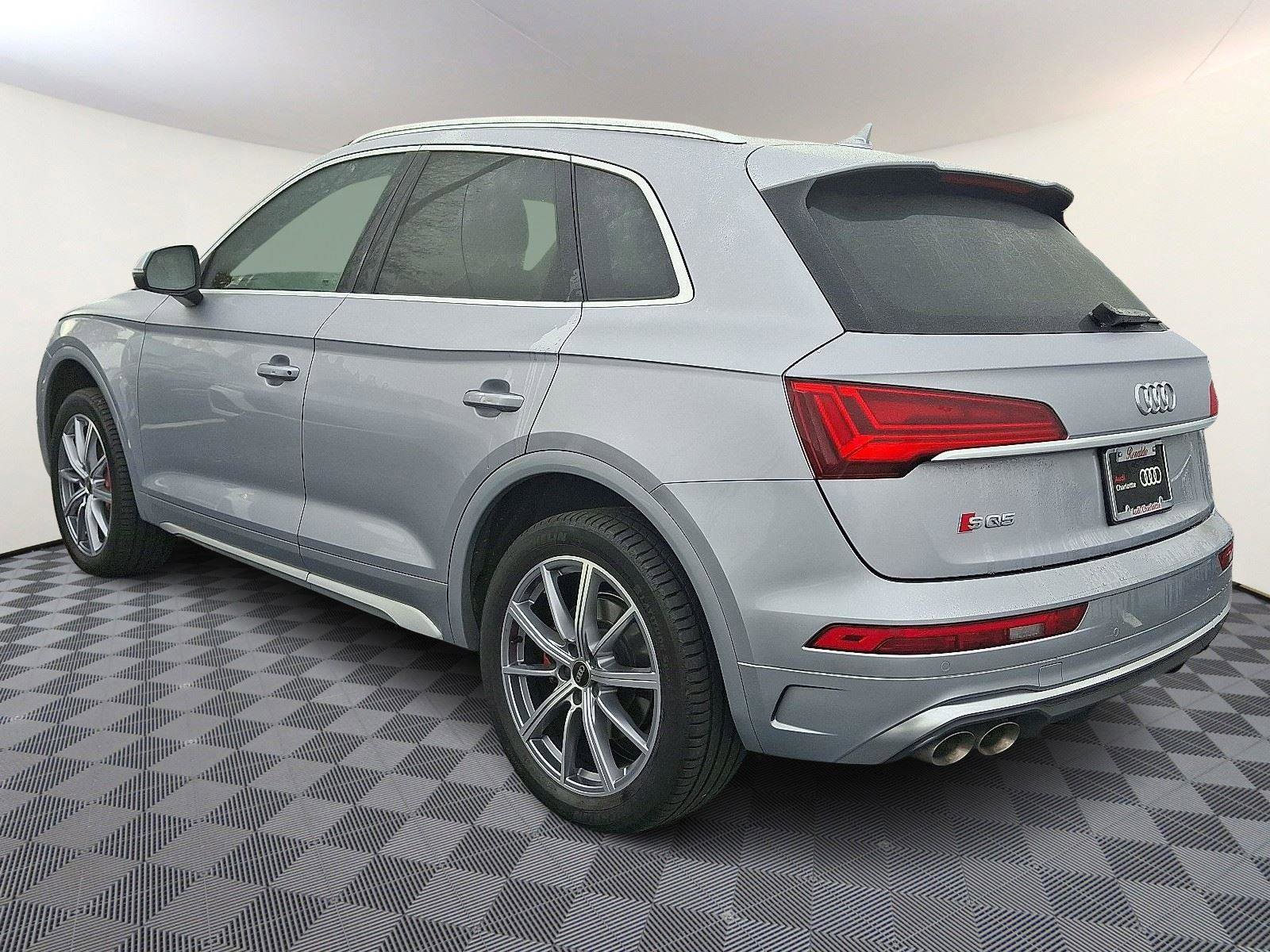 Used 2025 Audi SQ5 Premium Plus image 4