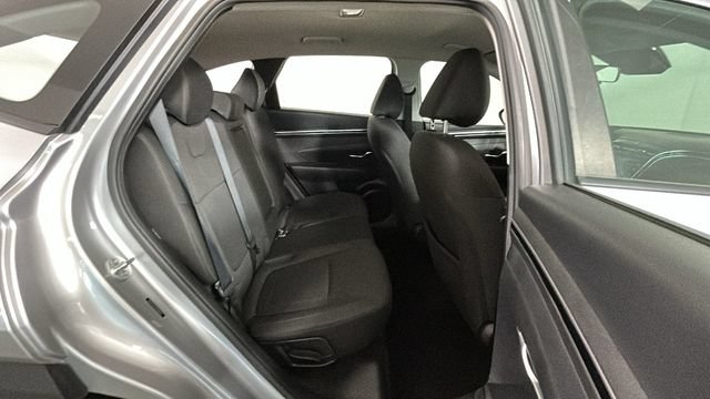 Certified 2023 Hyundai Tucson SE FWD image 29