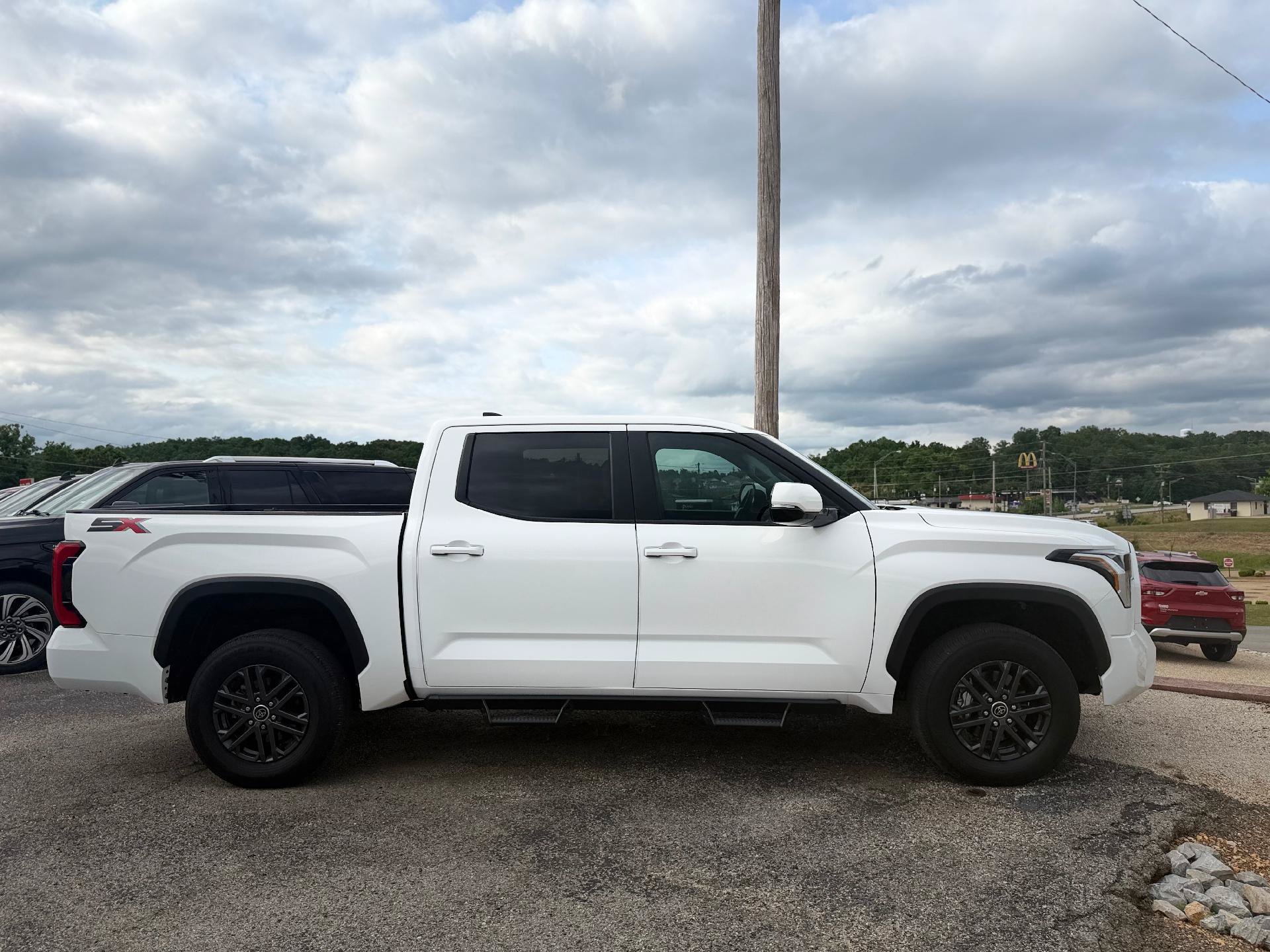 Used 2024 Toyota Tundra SR5 w/ SR5 Convenience Package AWD/4WD image 4