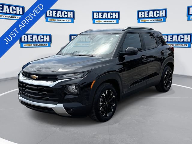 Used 2023 Chevrolet TrailBlazer LT w/ Convenience Package FWD image 1
