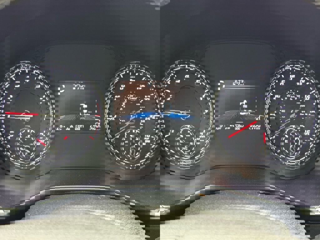 Used 2023 Hyundai Santa Fe SEL image 3