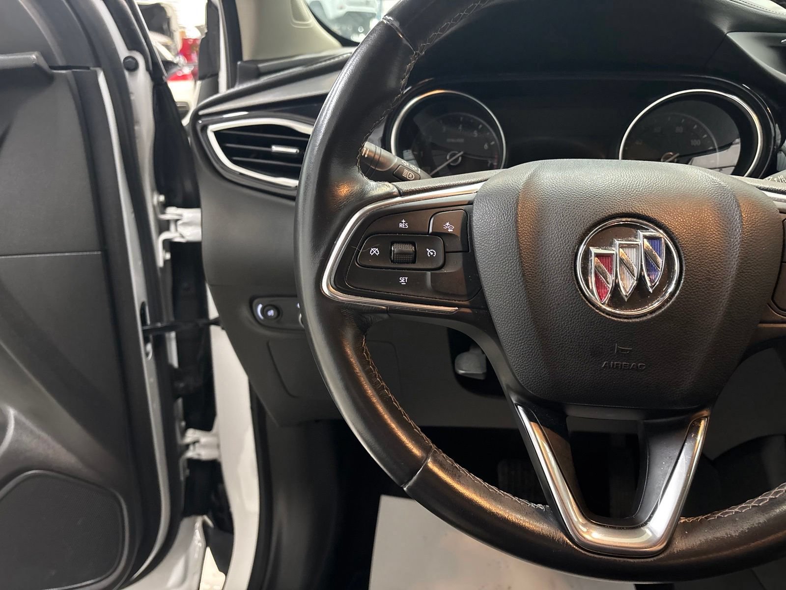 Used 2020 Buick Encore GX Select FWD image 14
