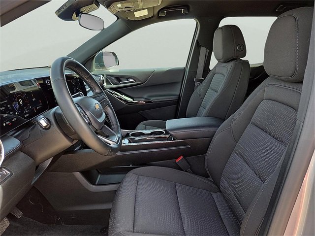 Used 2025 Chevrolet Equinox LT image 14