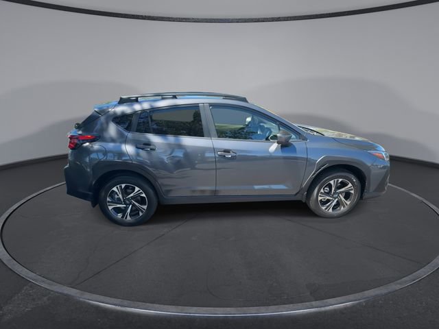 Used 2024 Subaru Crosstrek 2.0i Premium image 17