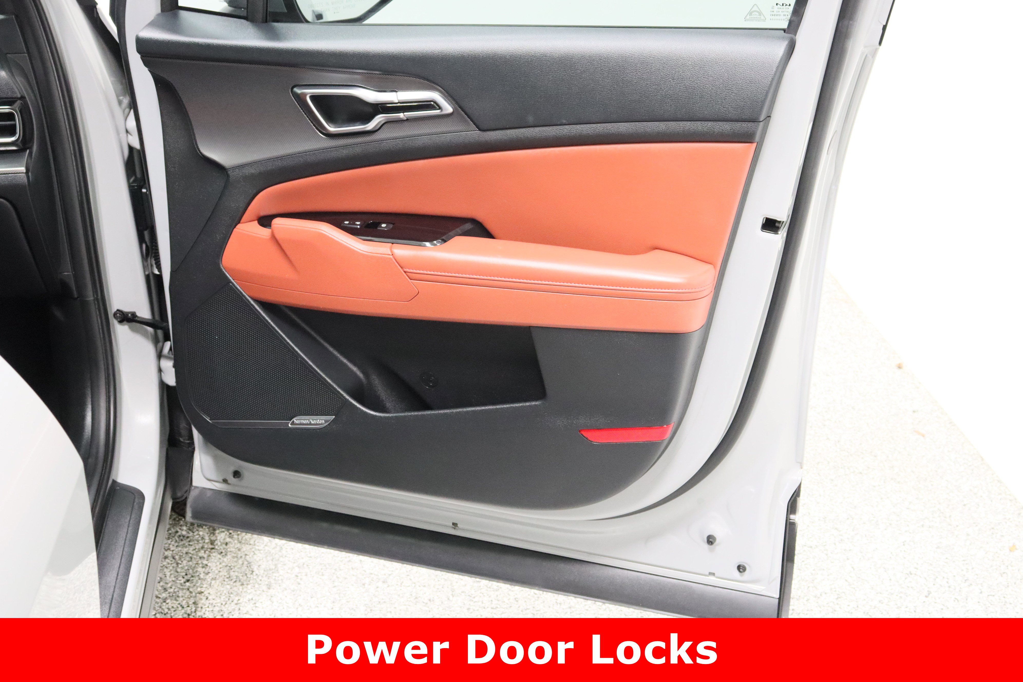 Used 2023 Kia Sportage SX image 39