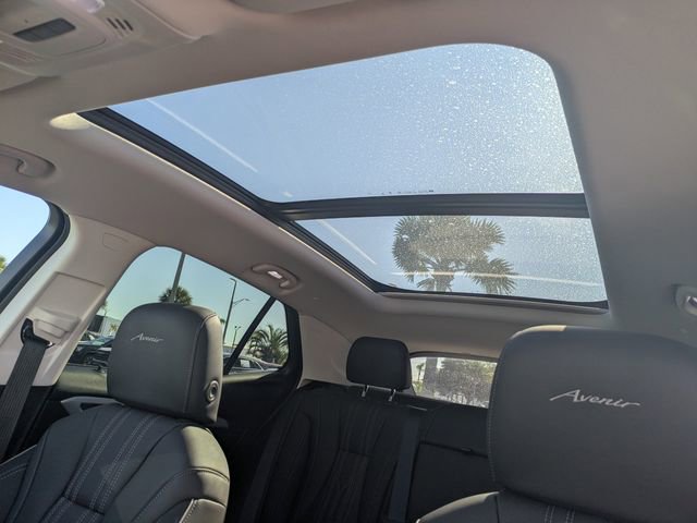 New 2025 Buick Envision Avenir image 23