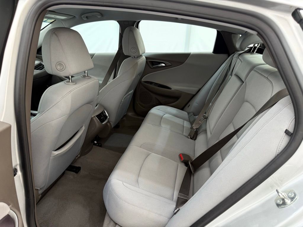 Used 2020 Chevrolet Malibu LT w/ Fleet LT Safety Plus Package image 13