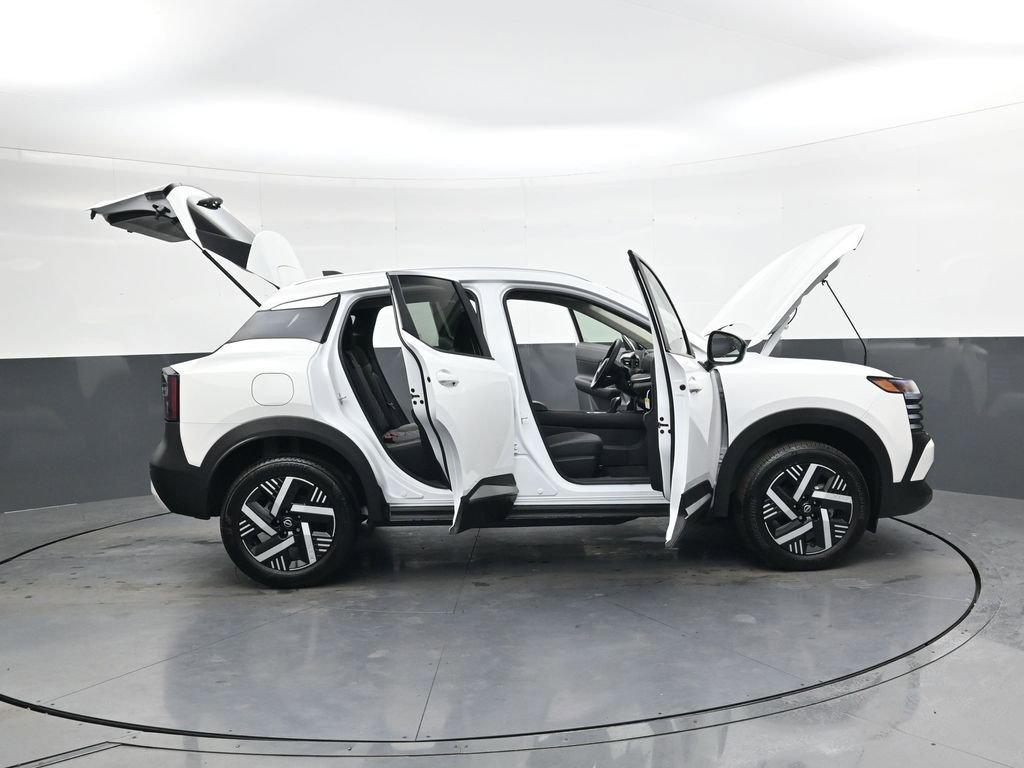 Used 2026 Nissan Kicks SV image 40