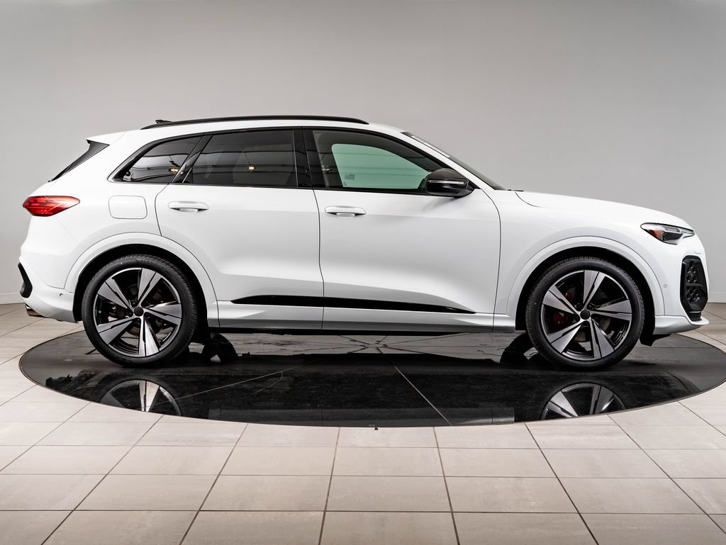 New 2026 Audi SQ5 Premium Plus AWD/4WD image 11