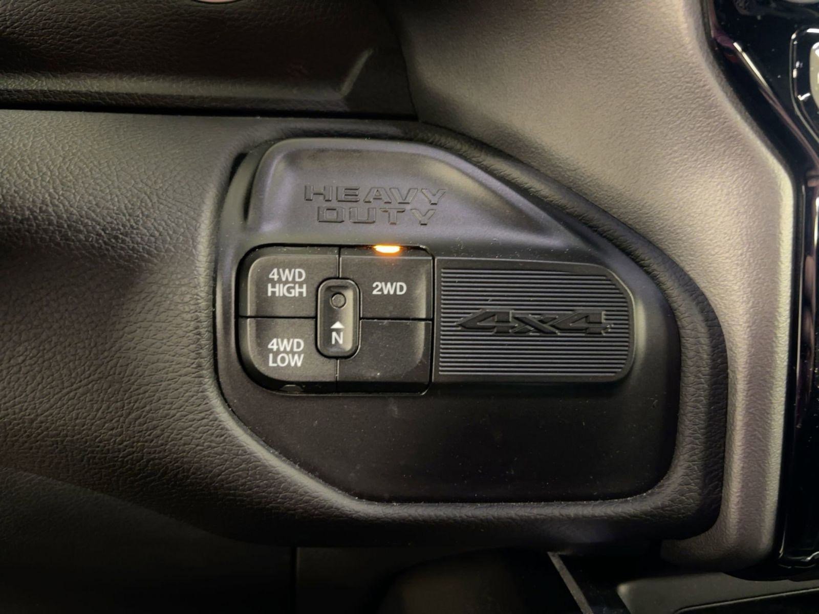 Used 2024 RAM 2500 Laramie w/ Night Edition image 17