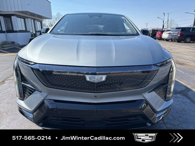 Certified 2025 Cadillac Optiq Sport 2 w/ LPO, Floor Liner Package image 4