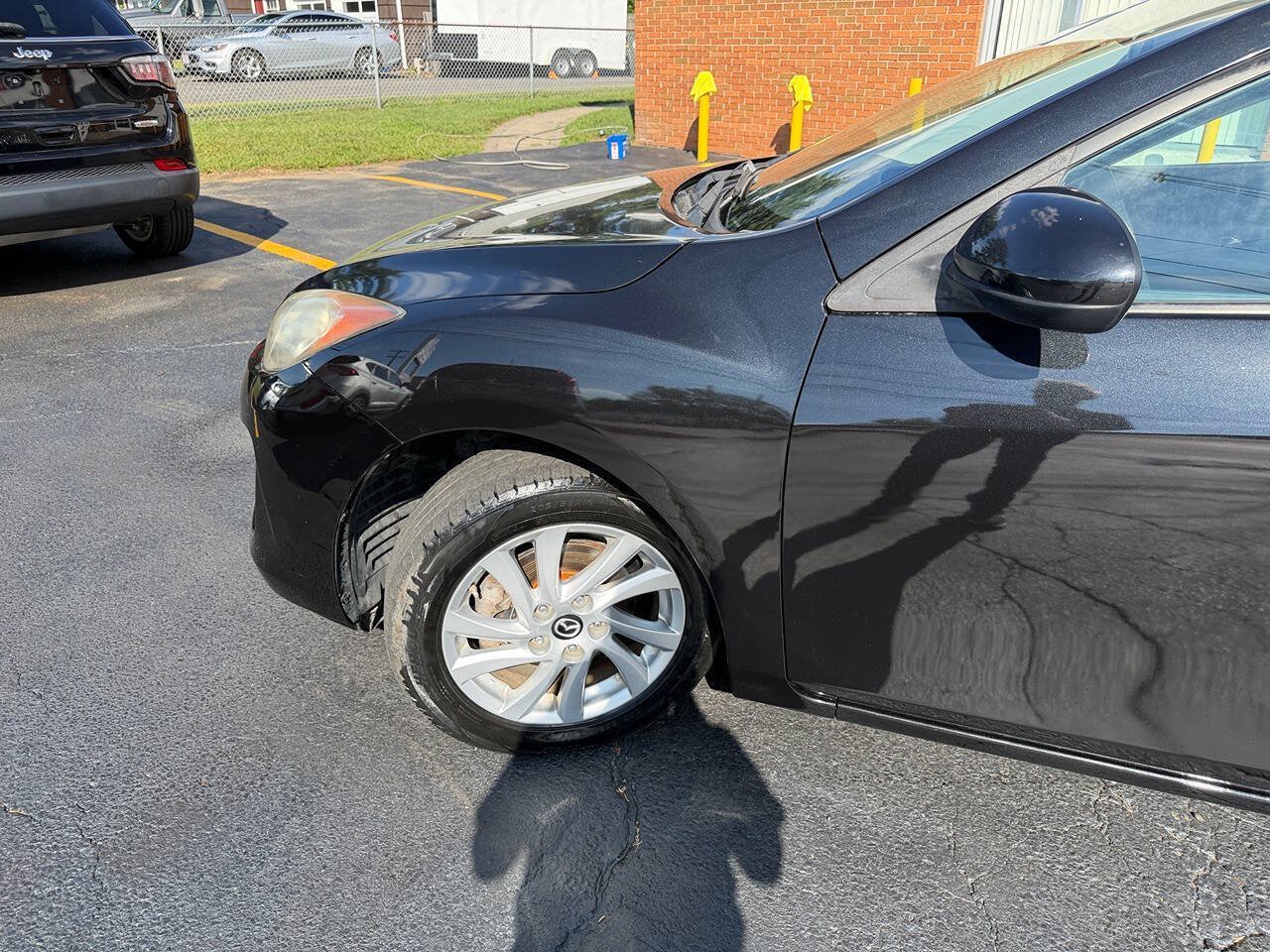 Used 2013 MAZDA MAZDA3 i Touring FWD image 9