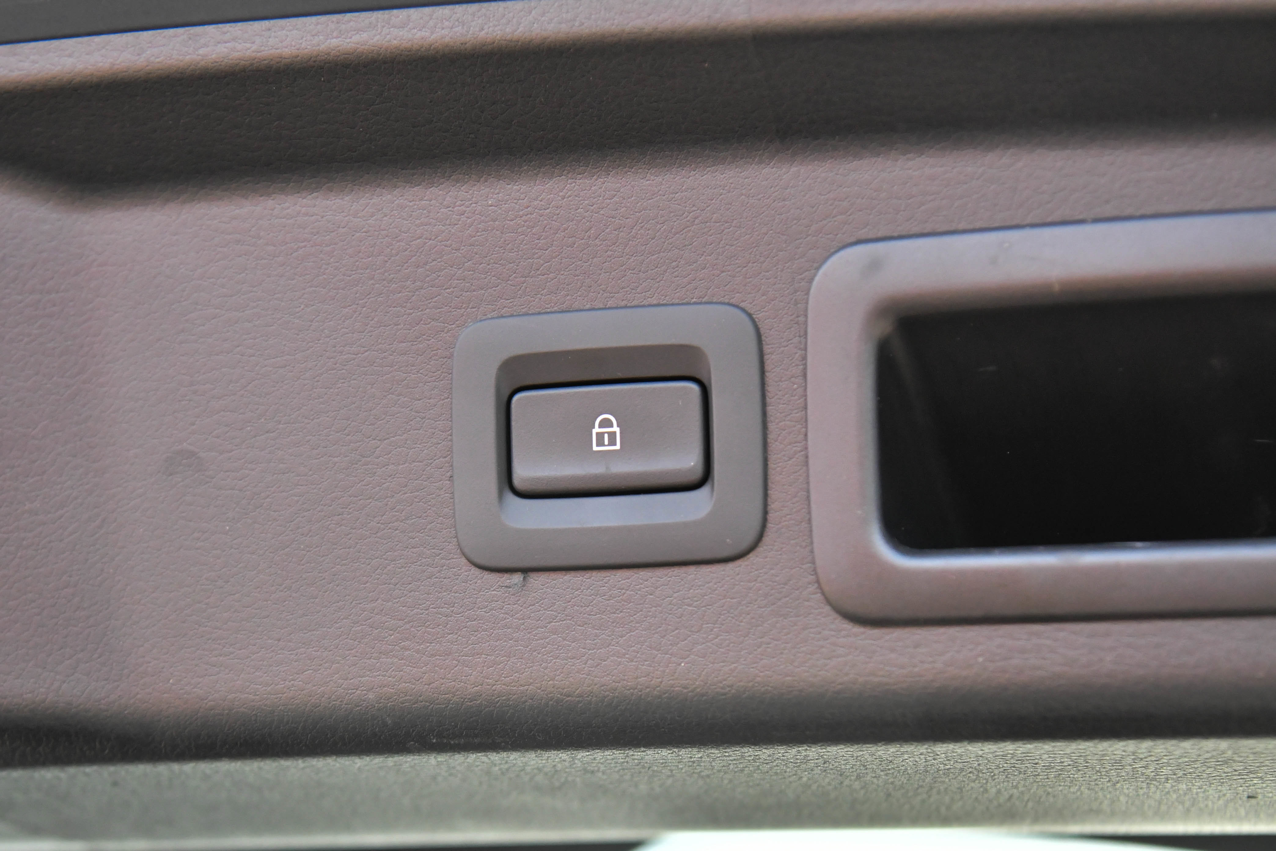 Used 2025 MAZDA CX-30 AWD 2.5 S w/ Preferred Package image 40