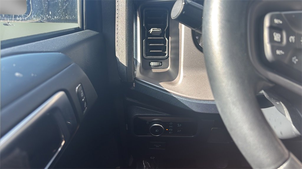 Used 2023 Ford Bronco Outer Banks image 16