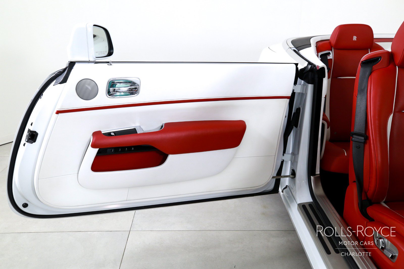 Certified 2020 Rolls-Royce Dawn RWD image 22