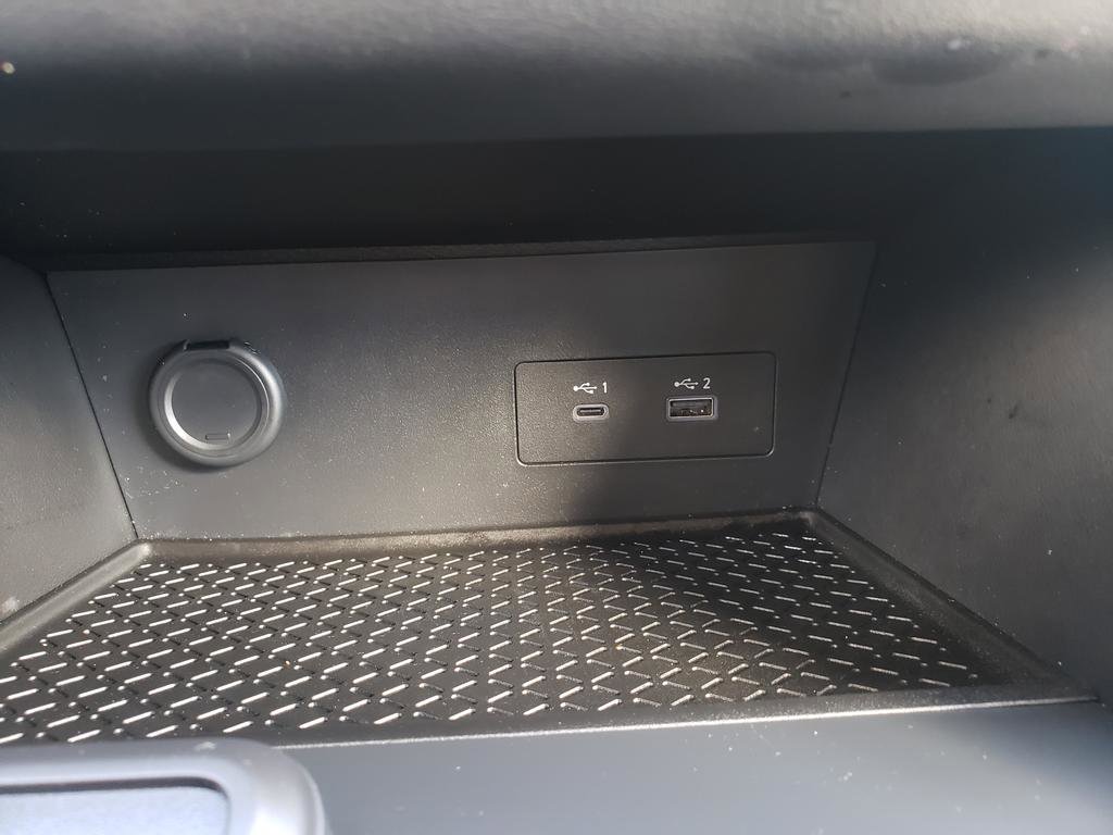 Used 2025 Nissan Pathfinder S image 20