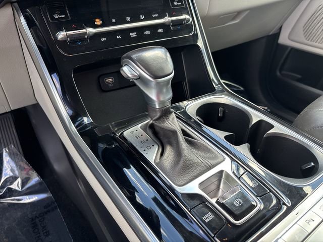 Used 2024 Kia Carnival SX FWD image 31